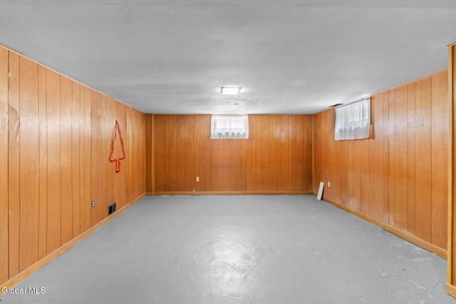 34 Woodlawn Avenue, South Glens Falls, NY 12803