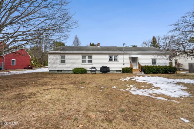 34 Woodlawn Avenue, South Glens Falls, NY 12803