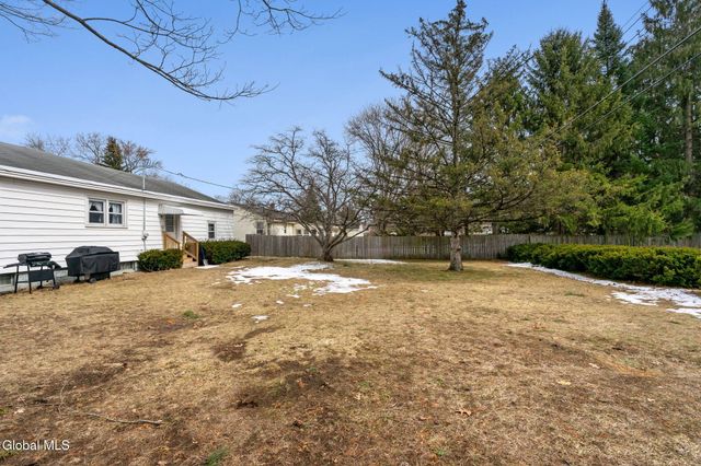 34 Woodlawn Avenue, South Glens Falls, NY 12803