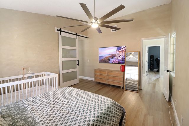 11303 Lakeview Drive 8-m, Coral Springs, FL 33071