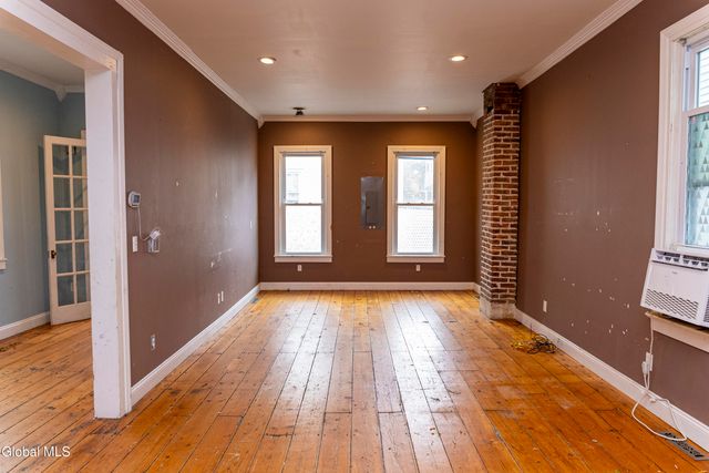 11 River Street, Schenectady, NY 12305