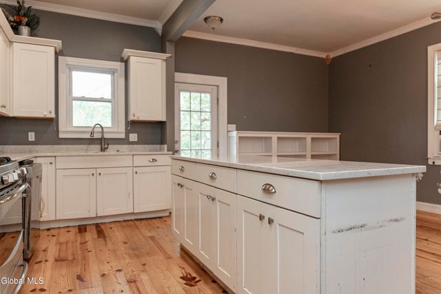 11 River Street, Schenectady, NY 12305