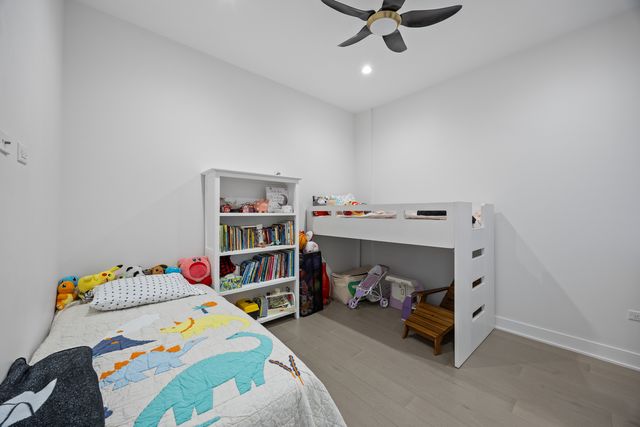 305 S Racine Avenue PH-D, Chicago, IL 60607