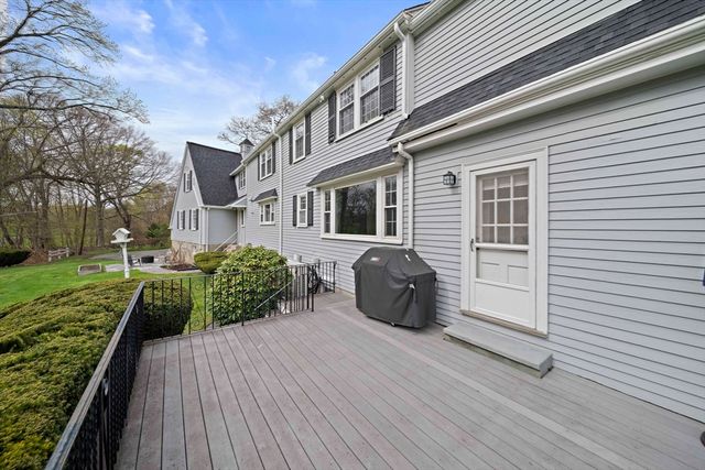 14 Milk St, Lexington, MA 02421
