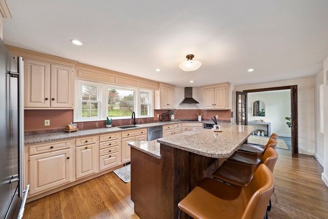 14 Milk St, Lexington, MA 02421