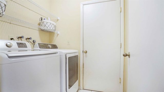 3099 Perriwinkle Circle, Davie, FL 33328