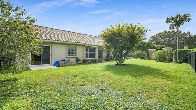 3099 Perriwinkle Circle, Davie, FL 33328