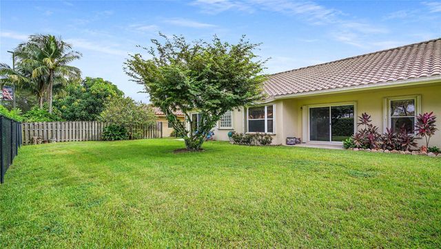 3099 Perriwinkle Circle, Davie, FL 33328