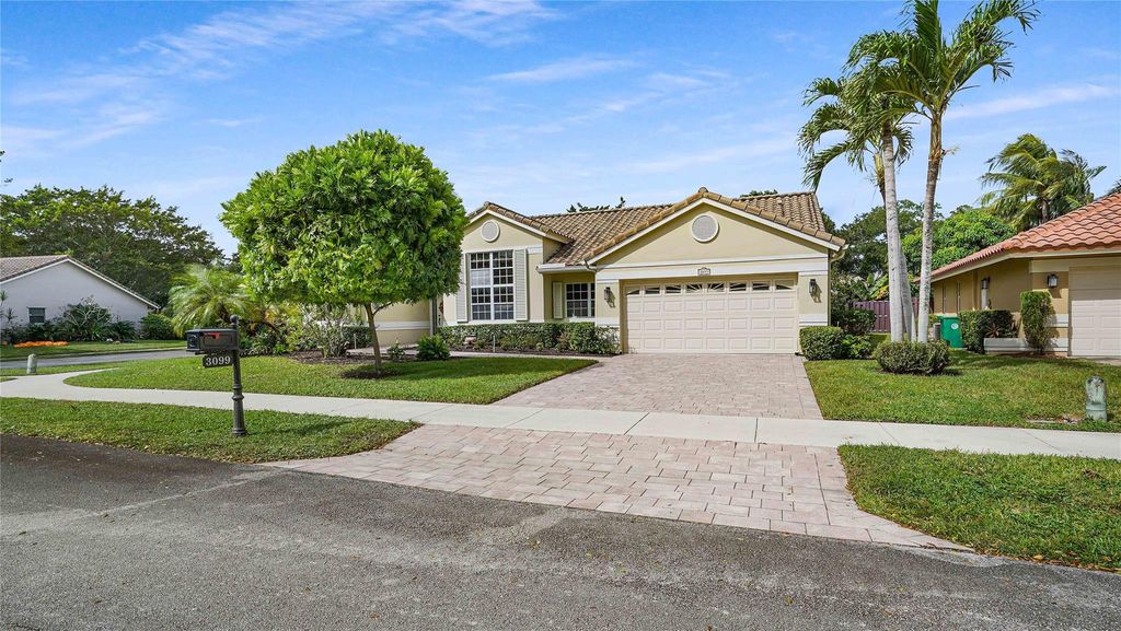 3099 Perriwinkle Circle, Davie, FL 33328