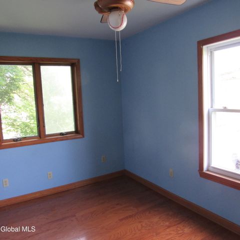 7 Main Street, Hagaman, NY 12086