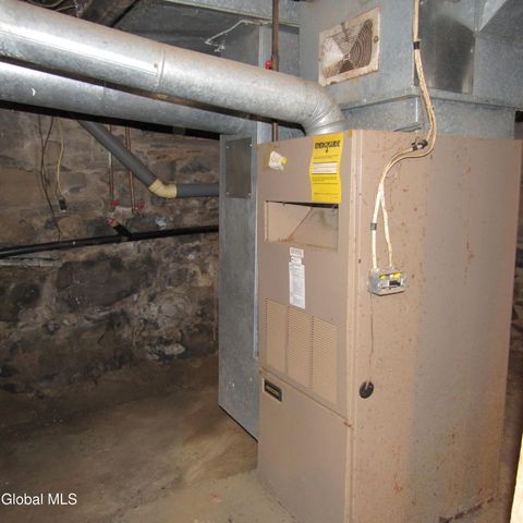 7 Main Street, Hagaman, NY 12086