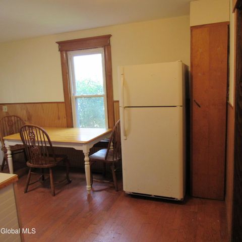 7 Main Street, Hagaman, NY 12086