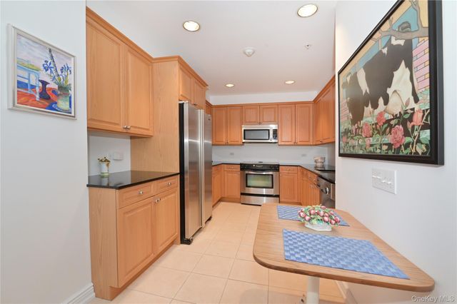 100 Harbor View Drive 241, Port Washington, NY 11050