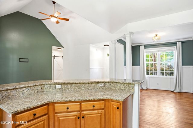 103 Southern Magnolia Court, Hampstead, NC 28443