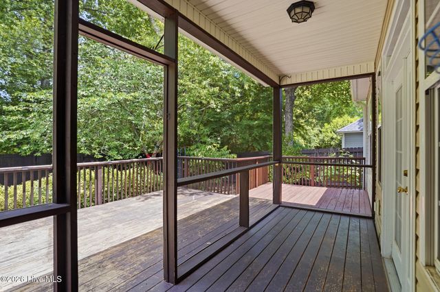 103 Southern Magnolia Court, Hampstead, NC 28443