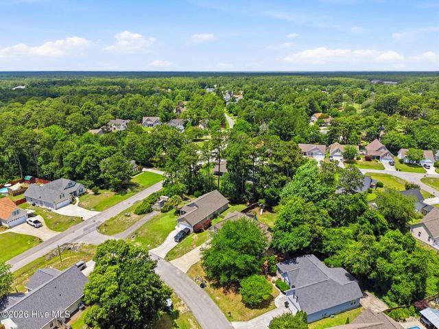 103 Southern Magnolia Court, Hampstead, NC 28443
