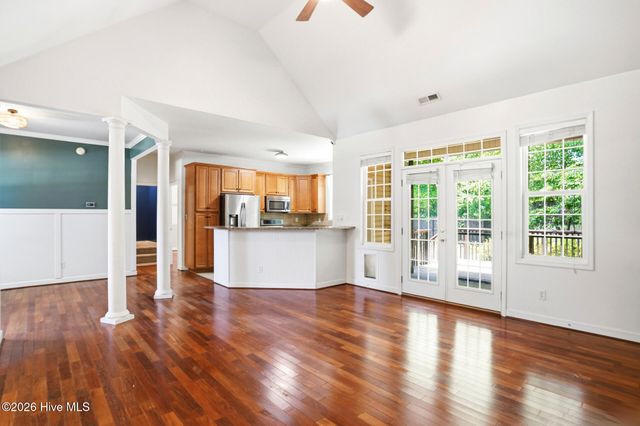 103 Southern Magnolia Court, Hampstead, NC 28443