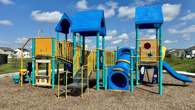 10999 Green Place, Winfield, IN 46307