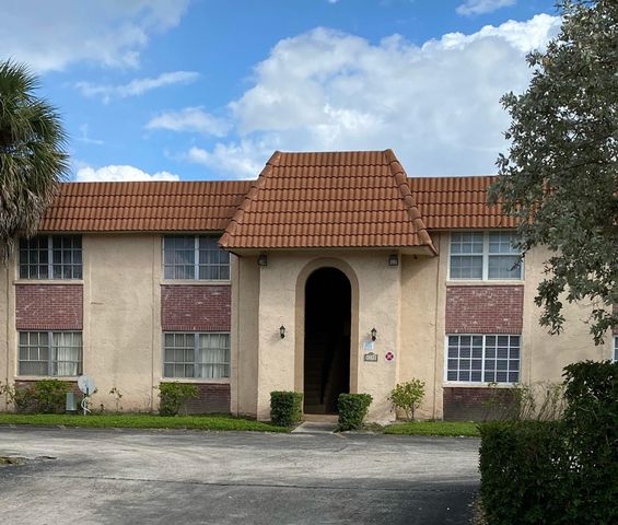 8105 NW 27th Street 1, Coral Springs, FL 33065
