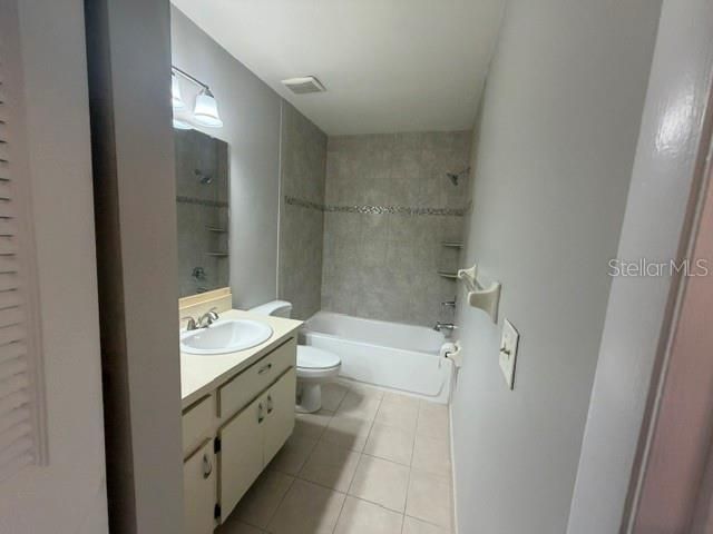 5013 BORDEAUX VILLAGE PLACE 202, Tampa, FL 33617