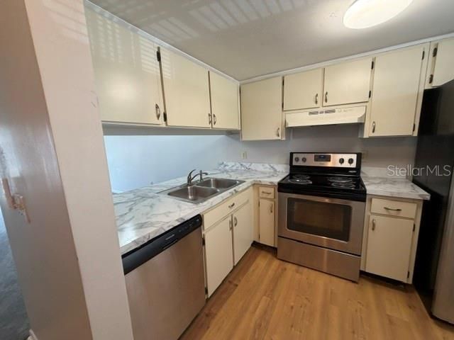5013 BORDEAUX VILLAGE PLACE 202, Tampa, FL 33617