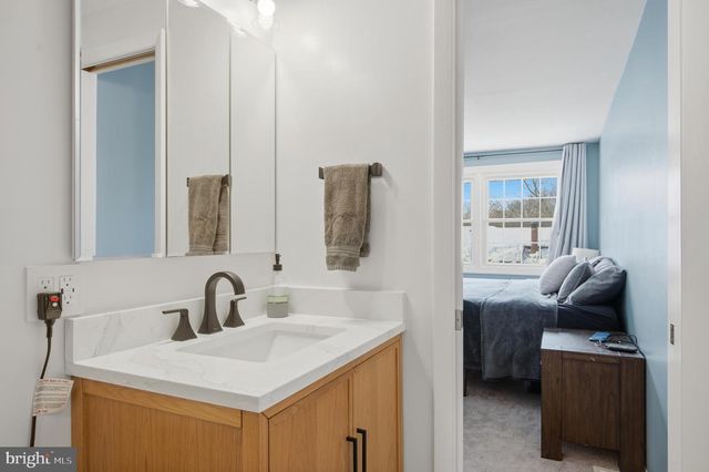 2730 PINEWOOD DR, Waldorf, MD 20601