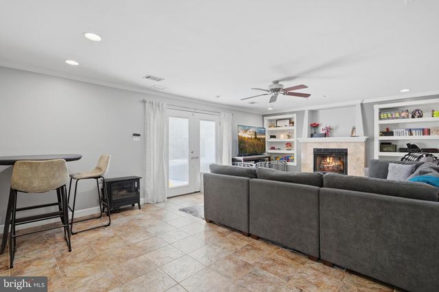 2730 PINEWOOD DR, Waldorf, MD 20601