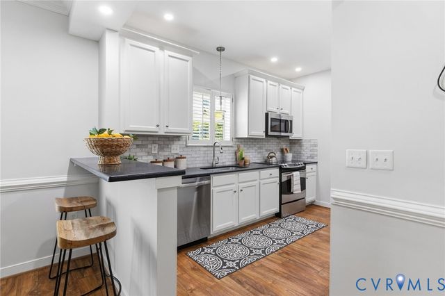 4674 Twin Hickory Lake Dr, Henrico, VA 23059