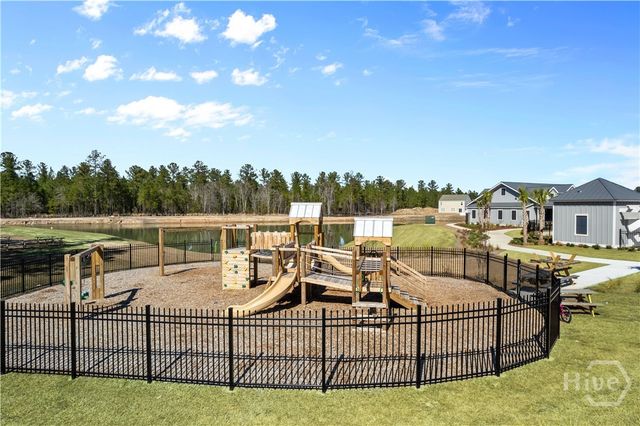 532 Turpentine Trail, Bloomingdale, GA 31302