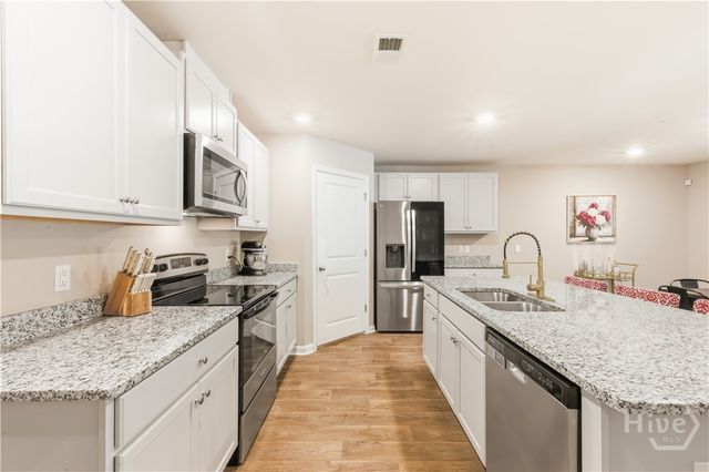 532 Turpentine Trail, Bloomingdale, GA 31302
