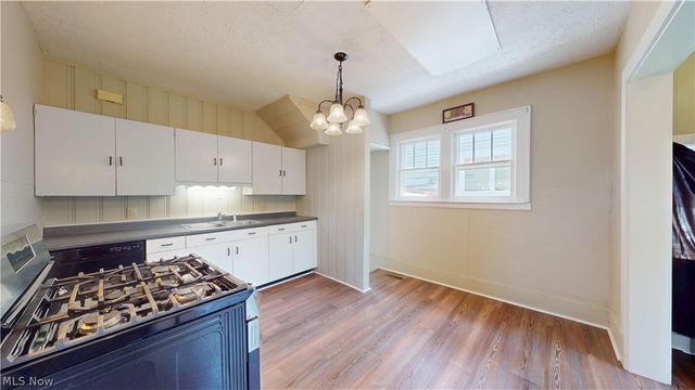 1917 Market Street, Parkersburg, WV 26101