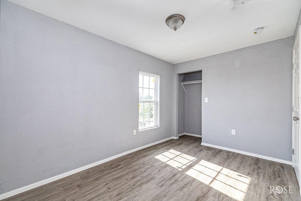 Image 10 of property listing at 1201 Koberlin St, San Angelo, TX 76903