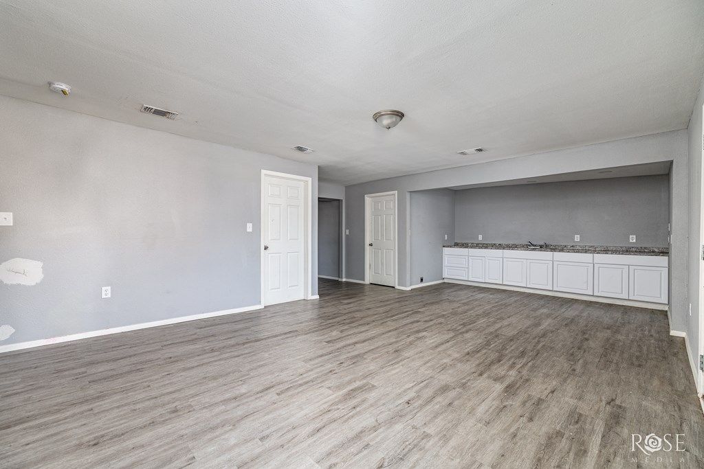 Image 23 of property listing at 1201 Koberlin St, San Angelo, TX 76903