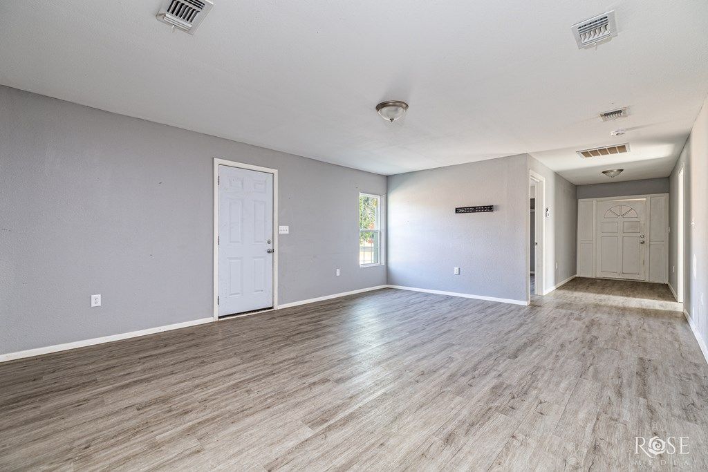 Image 26 of property listing at 1201 Koberlin St, San Angelo, TX 76903