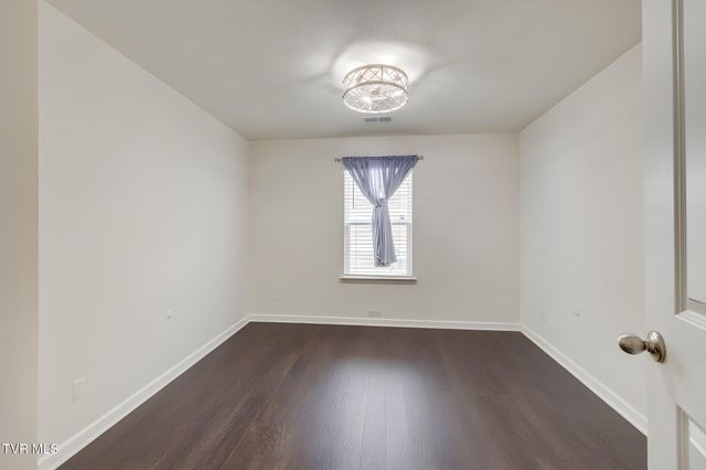 1421 Gress Mag Mountain, Kingsport, TN 37660