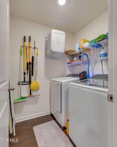 1421 Gress Mag Mountain, Kingsport, TN 37660