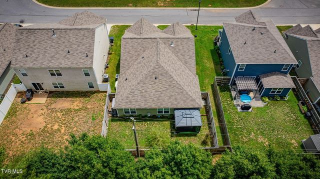 1421 Gress Mag Mountain, Kingsport, TN 37660