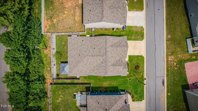 1421 Gress Mag Mountain, Kingsport, TN 37660