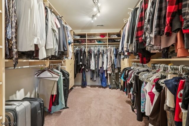 49 Boonton Ave, Kinnelon Boro, NJ 07405