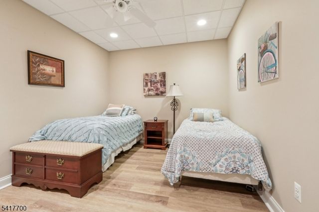 49 Boonton Ave, Kinnelon Boro, NJ 07405