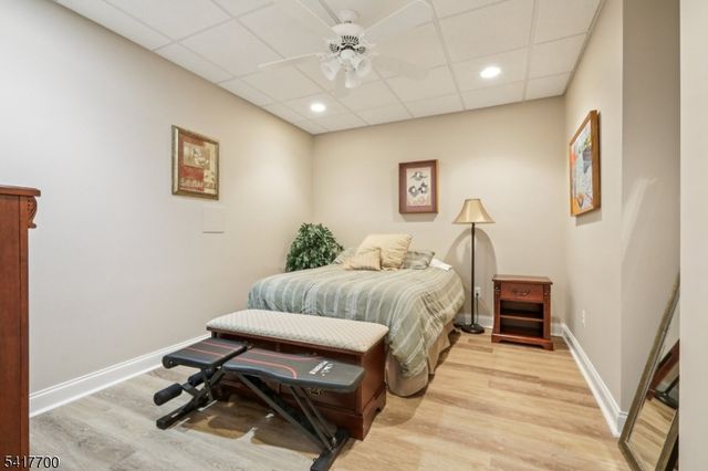 49 Boonton Ave, Kinnelon Boro, NJ 07405