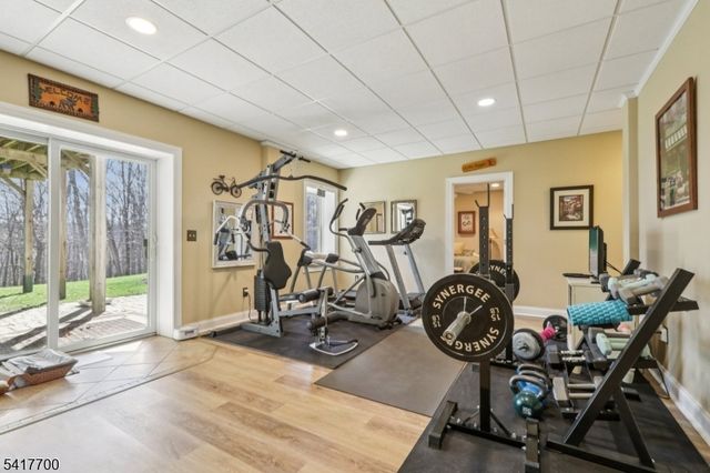 49 Boonton Ave, Kinnelon Boro, NJ 07405