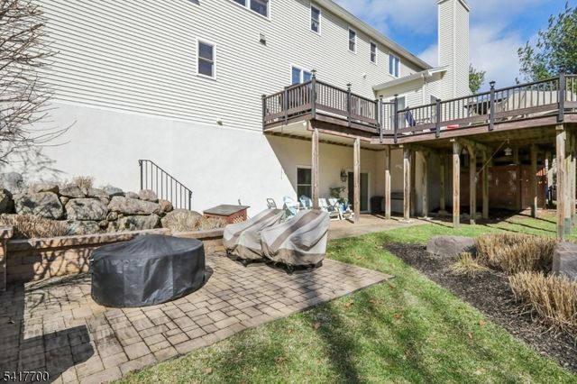 49 Boonton Ave, Kinnelon Boro, NJ 07405