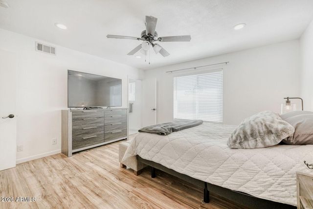 4209 E ACOMA Drive, Phoenix, AZ 85032