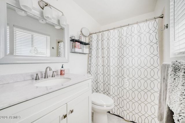 4209 E ACOMA Drive, Phoenix, AZ 85032