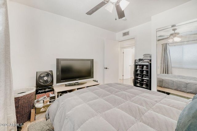 4209 E ACOMA Drive, Phoenix, AZ 85032