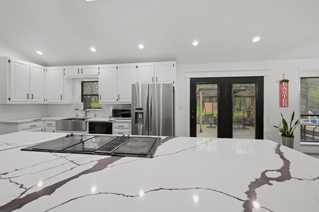 711 County Road 162, Gainesville, TX 76240