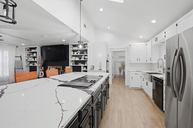 711 County Road 162, Gainesville, TX 76240