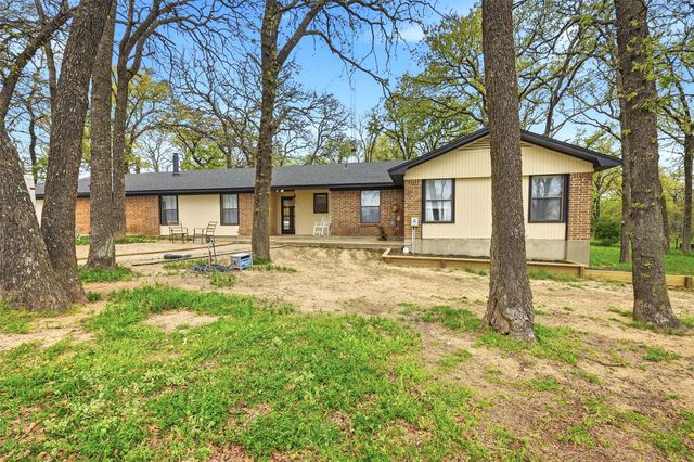 711 County Road 162, Gainesville, TX 76240