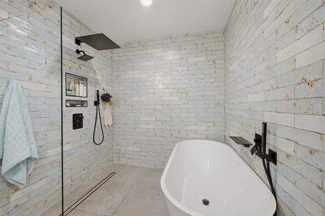 711 County Road 162, Gainesville, TX 76240